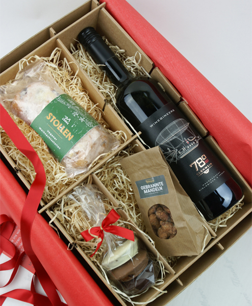 corviscom Geschenkpaket „Weihnachtsgruss gross” corviscom Geschenkpaket „Weihnachtsgruss gross”